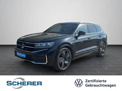 Gebraucht VW Touareg R-line 286 PS (210 kW) 2023 Grenadillschwarz metallic (metallic) SUV