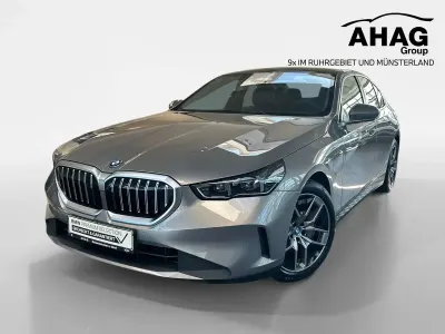 Gebraucht BMW 550e Comfort Edition 489 PS (359 kW) 2024 Schwarz Limousine