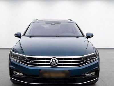 Second-hand VW Passat R-line 150 CP (110 kW) 2020 Albastru Break