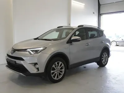 Gebraucht Toyota RAV4 Hybrid H3 155 PS (114 kW) 2018 Silber SUV