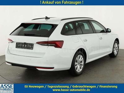 Moon white perleffekt Neu 2025 Skoda Octavia Selection Kombi | 35.995 € (Guter Preis)