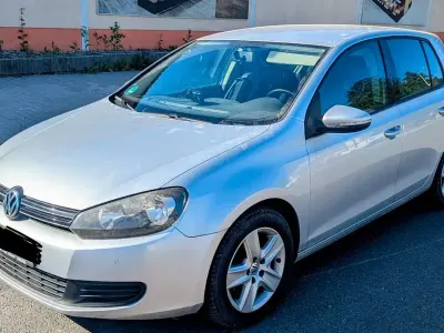 Gebraucht VW Golf VI Comfortline 122 PS (89 kW) 2009 Silber Kleinwagen