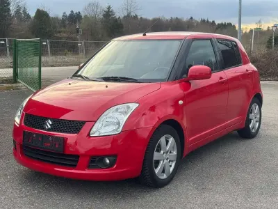 Gebraucht Suzuki Swift Snow 92 PS (67 kW) 2009 Rot Kleinwagen