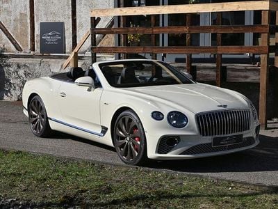 Gebraucht Bentley Azure 551 PS (405 kW) 2024 Weiß Cabrio
