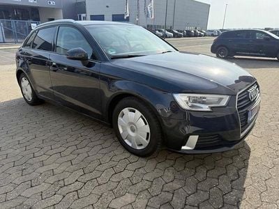 Gebraucht Audi A3 Sport 150 PS (110 kW) 2019 Schwarz Limousine