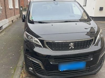 Peugeot Traveller