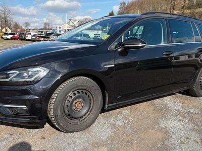 Usata VW Golf VII 130 CV (95 kW) 2019 Nero Station wagon