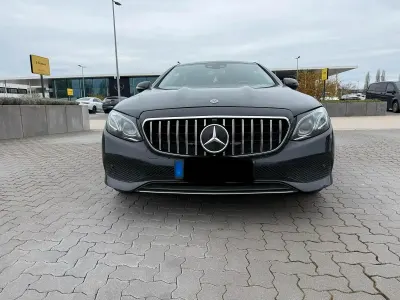 Usata Mercedes E350 300 CV (220 kW) 2018 Nero Coupé
