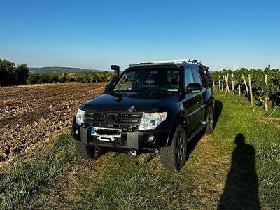 Gebraucht Mitsubishi Pajero Instyle 170 PS (125 kW) 2008 Schwarz SUV