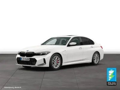 Gebraucht BMW 330e M Sport 292 PS (214 kW) 2025 Weiß Limousine