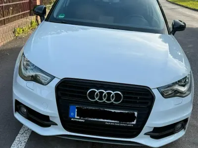 Gebraucht Audi A1 Attraction 85 PS (62 kW) 2014 Weiß Kleinwagen