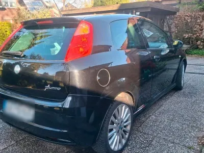 Gebraucht Fiat Punto 76 PS (55 kW) 2007 Schwarz Kleinwagen