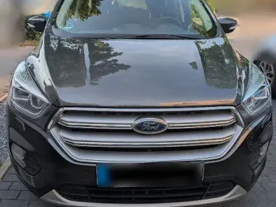 Gebraucht Ford Kuga Cool & Connect 149 PS (109 kW) 2020 Grau SUV