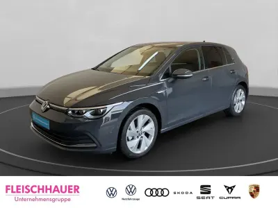 Usata VW Golf VIII Style 150 CV (110 kW) 2024 Grigio Berlina