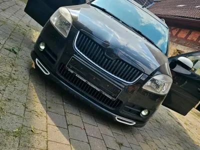 Gebraucht Skoda Roomster 77 PS (56 kW) 2007 Schwarz Van / Kleinbus