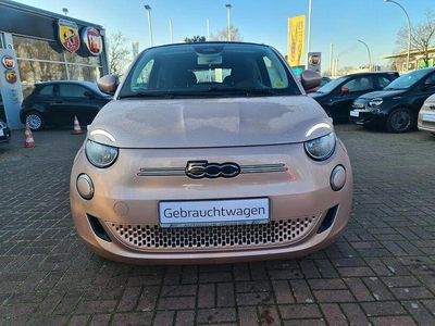 Usata Fiat 500e 86 kW (118 CV) 2023 Oro Cabrio