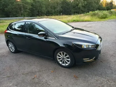 Gebraucht Ford Focus Business Edition 125 PS (91 kW) 2017 Schwarz Limousine