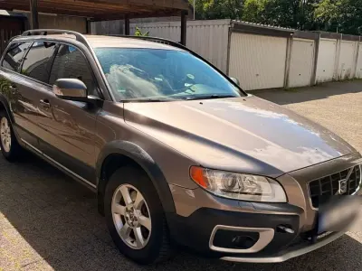 Gebraucht Volvo XC70 Summum 185 PS (136 kW) 2008 Grau Kombi