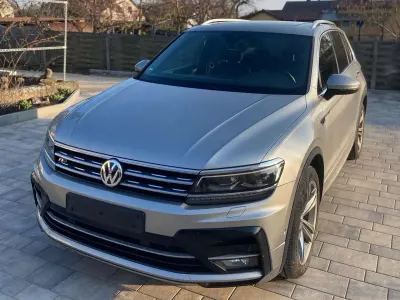 Gebraucht VW Tiguan Highline 220 PS (161 kW) 2018 Grau SUV