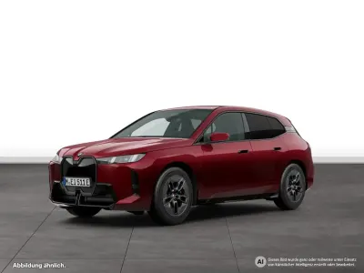Gebraucht BMW iX M Sport 300 kW (408 PS) 2025 Rot SUV