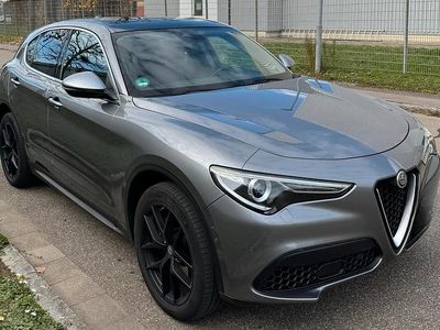 Second-hand Alfa Romeo Stelvio 280 CP (205 kW) 2018 Gri SUV