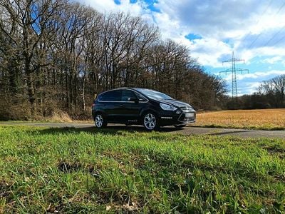 Gebraucht Ford S-MAX S 163 PS (119 kW) 2014 Schwarz Van / Kleinbus