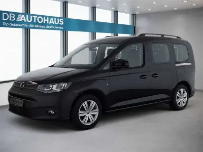 Używany VW Caddy 122 KM (89 kW) 2023 Czarny Minivan