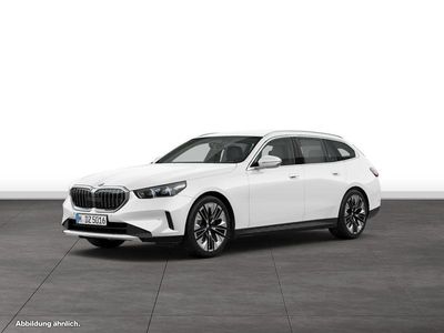 Weiß Gebraucht 2025 BMW 520 Kombi | 50.937 € (Guter Preis)