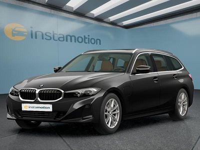 Schwarz Gebraucht 2022 BMW 320e Kombi | 32.649 € (Fairer Preis)