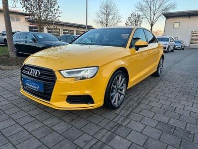 Używany Audi A3 Sport 116 KM (85 kW) 2018 Żółty Sedan/Limuzyna