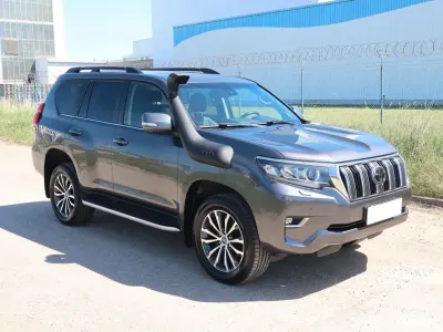 Gebraucht Toyota Land Cruiser 204 PS (150 kW) 2021 Grau SUV