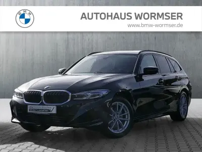 Gebraucht BMW 320 Sport Line 190 PS (139 kW) 2025 Schwarz Kombi