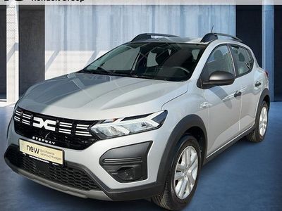 Usata Dacia Sandero Essentiel 101 CV (74 kW) 2024 Grigio Berlina