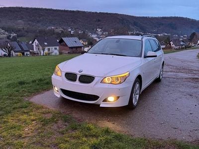 Gebraucht BMW 530 Exclusive 235 PS (172 kW) 2010 Weiß Kombi