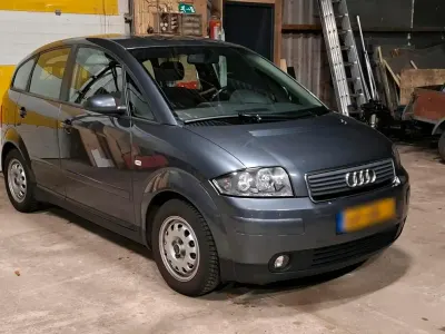 Gebraucht Audi A2 61 PS (44 kW) 2003 Grau Kleinwagen