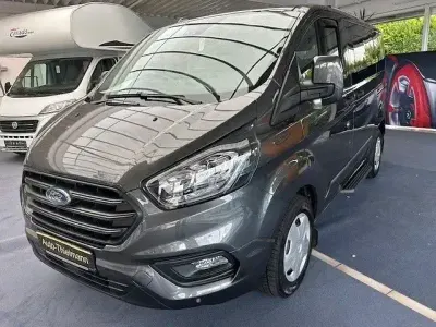 Gebraucht Ford Transit Trend 131 PS (96 kW) 2022 Grau Van