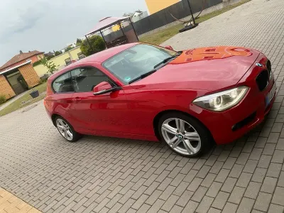 Gebraucht BMW 114 102 PS (75 kW) 2012 Rot Kleinwagen