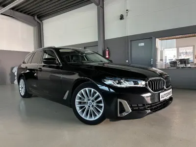 Gebraucht BMW 530 Luxury Line 286 PS (210 kW) 2022 Saphirschwarz Kombi
