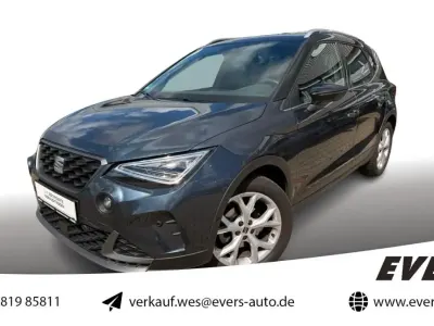 Käytetty Seat Arona FR 150 HP (110 kW) 2024 Harmaa Katumaasturi