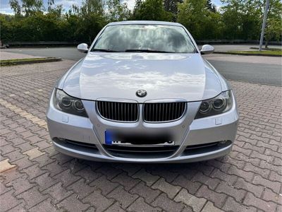 gebraucht BMW 330 i E90 - Automatik, Ledersitze, Nav. Prof.