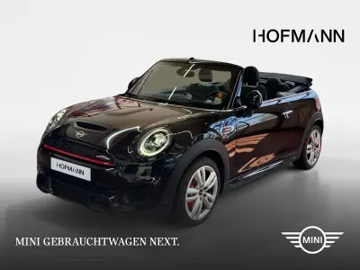 Occasion Mini John Cooper Works Cabriolet Chili 231 PK (169 kW) 2019 Zwart Cabriolet