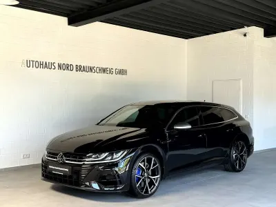 Gebraucht VW Arteon R 320 PS (235 kW) 2022 Deep black perleffekt Kombi