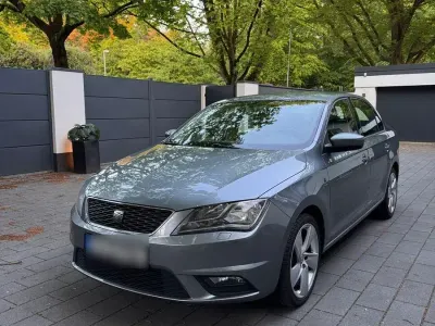 Gebraucht Seat Toledo 105 PS (77 kW) 2013 Silber Kleinwagen