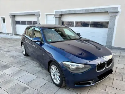 Gebraucht BMW 118 Sport Line 143 PS (105 kW) 2011 Blau Kleinwagen