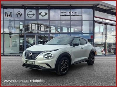 Neu Nissan Juke N-Connecta 143 PS (105 kW) 2026 P) / black (m) (weiss SUV