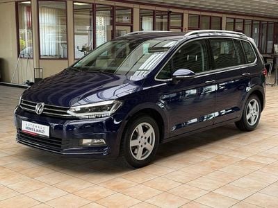 Second-hand VW Touran Highline 150 CP (110 kW) 2016 Albastru Monovolum