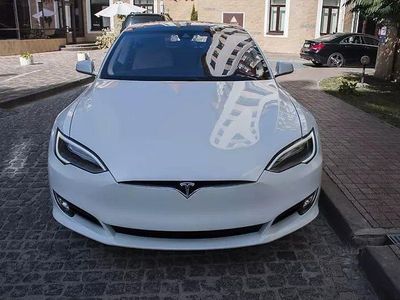 Gebraucht Tesla Model S 309 kW (421 PS) 2015 Weiß Kleinwagen