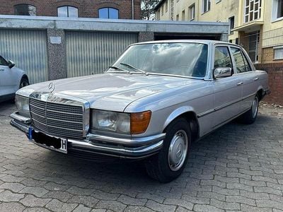 Gebraucht Mercedes S280 160 PS (117 kW) 1975 Silber Limousine