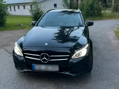 Gebraucht Mercedes C200 204 PS (150 kW) 2015 Schwarz Kombi