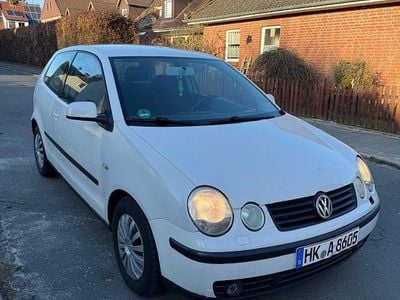 Gebraucht VW Polo Comfortline 75 PS (55 kW) 2003 Weiß Limousine